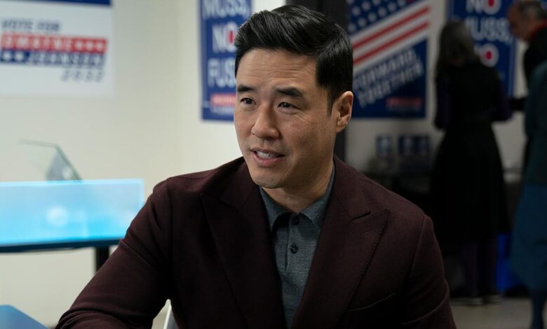 Barb & Star van a Vista Del Mar La nueva película del director presenta a Randall Park