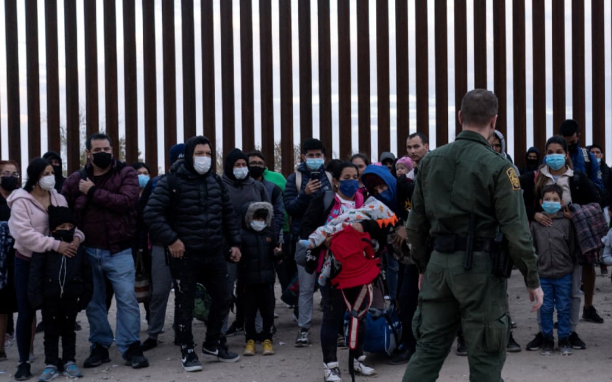 Biden sonó a Trump, afirman activistas promigrantes