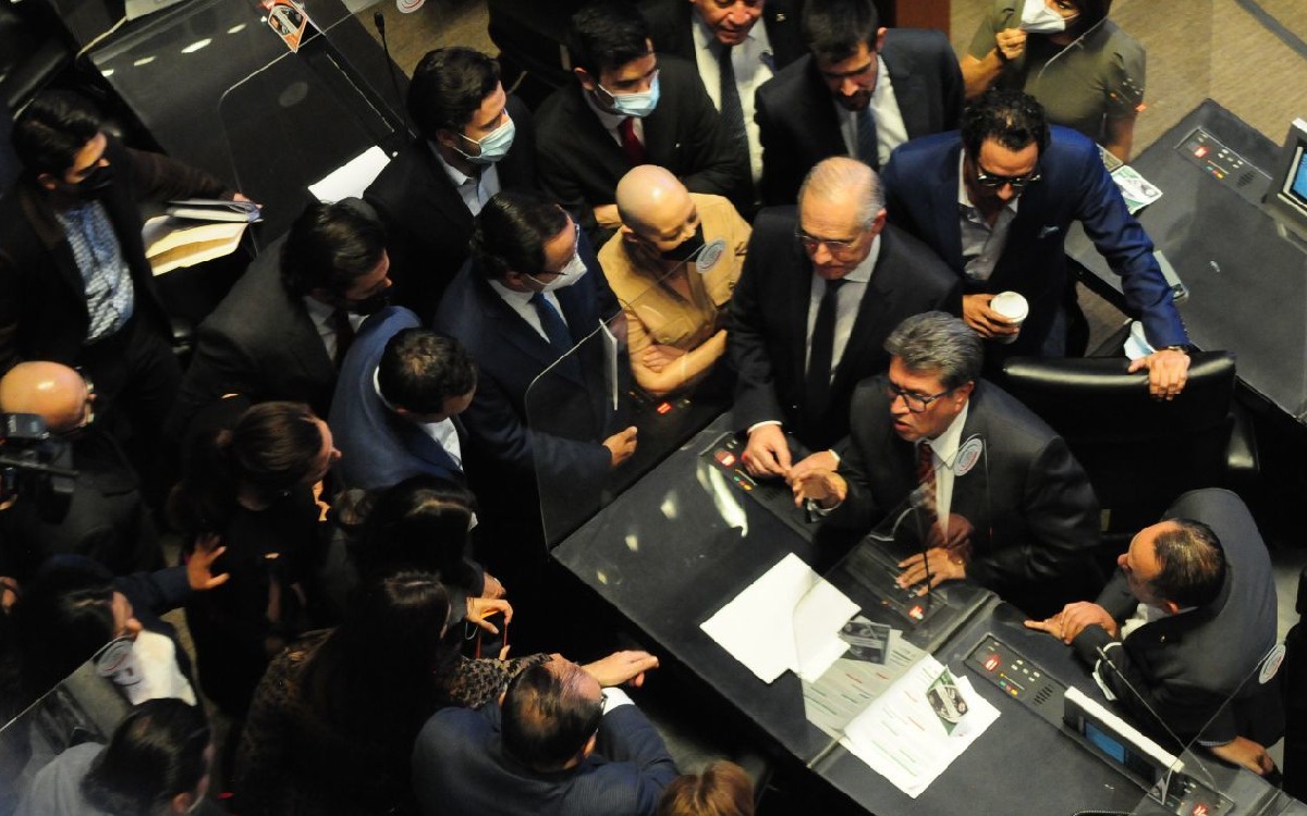 Boicotea oposición pase rápido del decreto sobre publicidad de la revocación