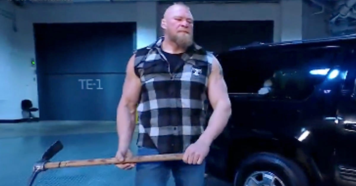 Brock Lesnar de WWE destruye el SUV de Roman Reigns con un pico para cerrar SmackDown
