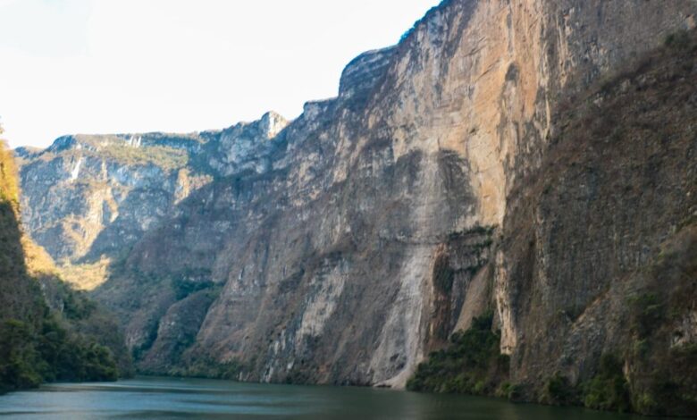 Cañón del Sumidero reabre parcialmente tras derrumbes