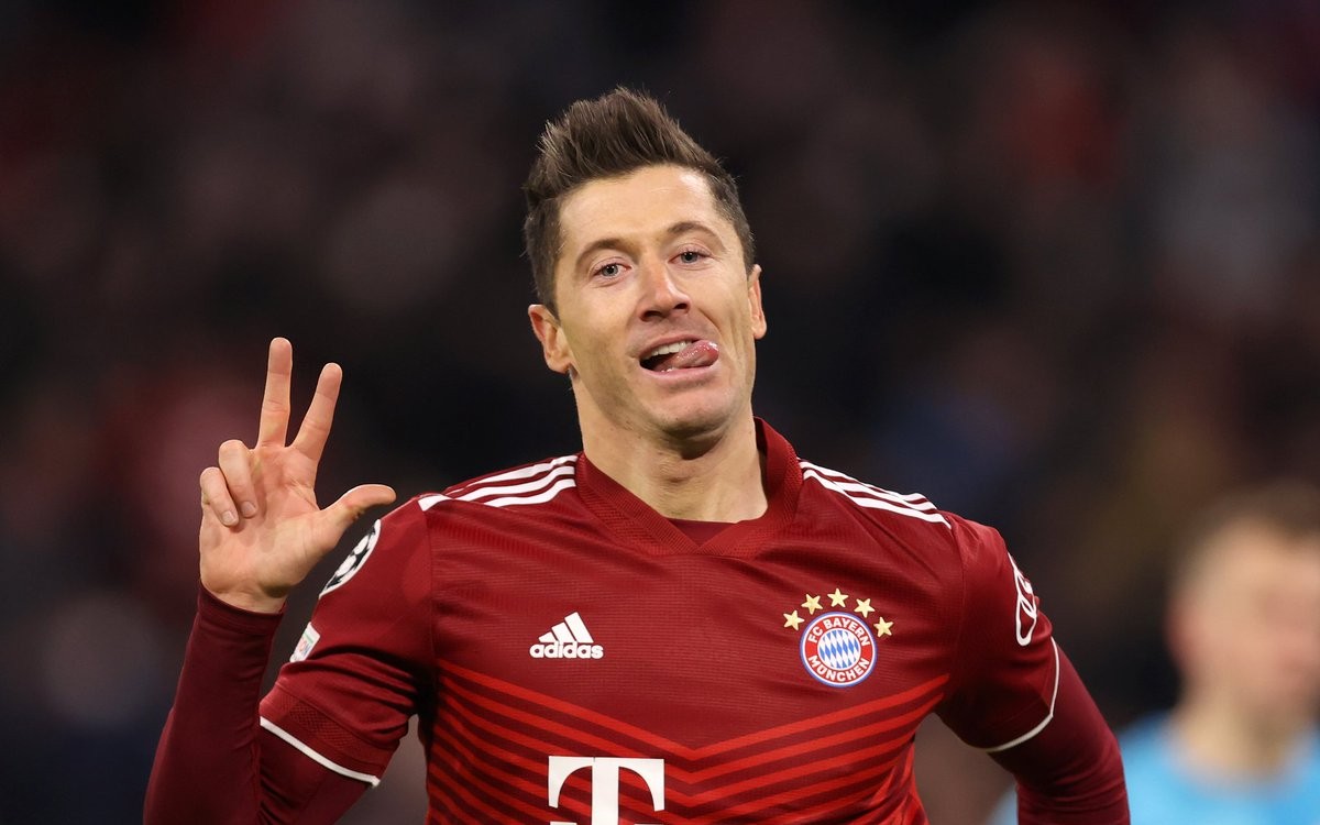 Champions League: Se ensañan bávaros con austríacos en el Allianz Arena | Video