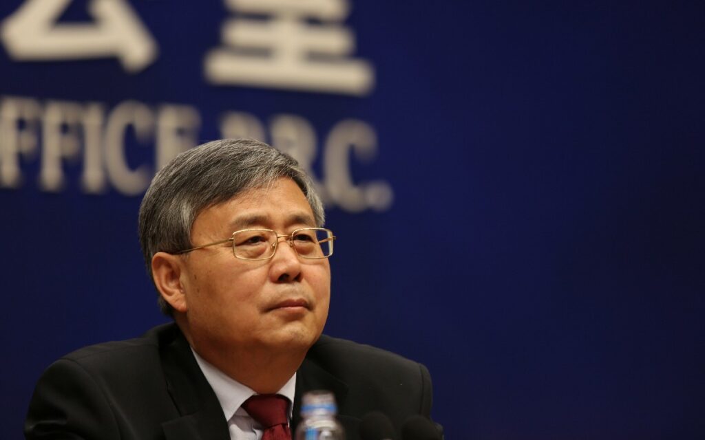 China no se sumará a las sanciones contra Rusia, según el regulador bancario