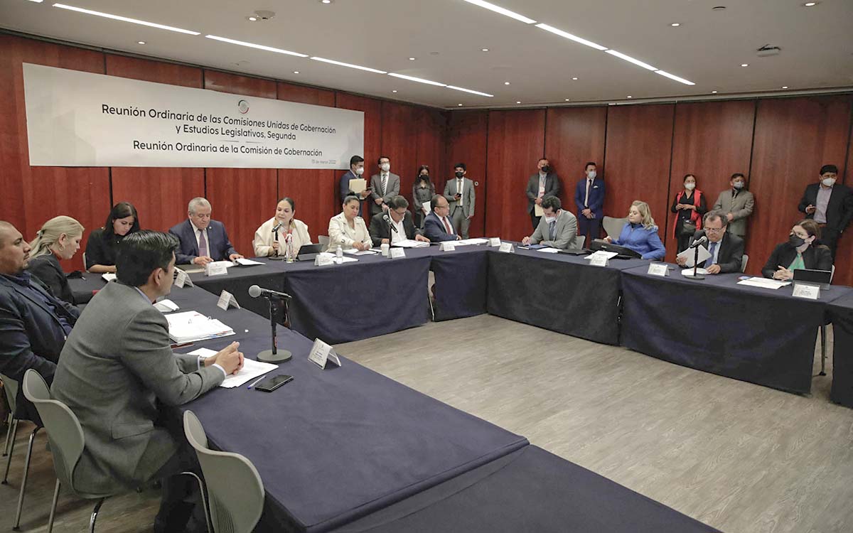 Comisiones del Senado aprueban proyecto que permite a funcionarios difundir revocación de mandato