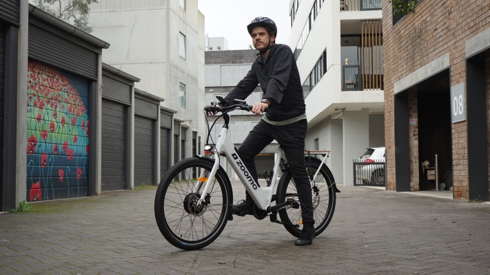Con $ 11 millones en capital fresco, Bolt Bikes cambia su nombre a Zoomo