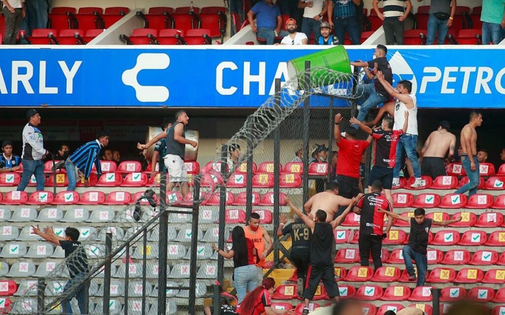 Condena Concacaf "vandalismo" en el Estadio Corregidora | Video