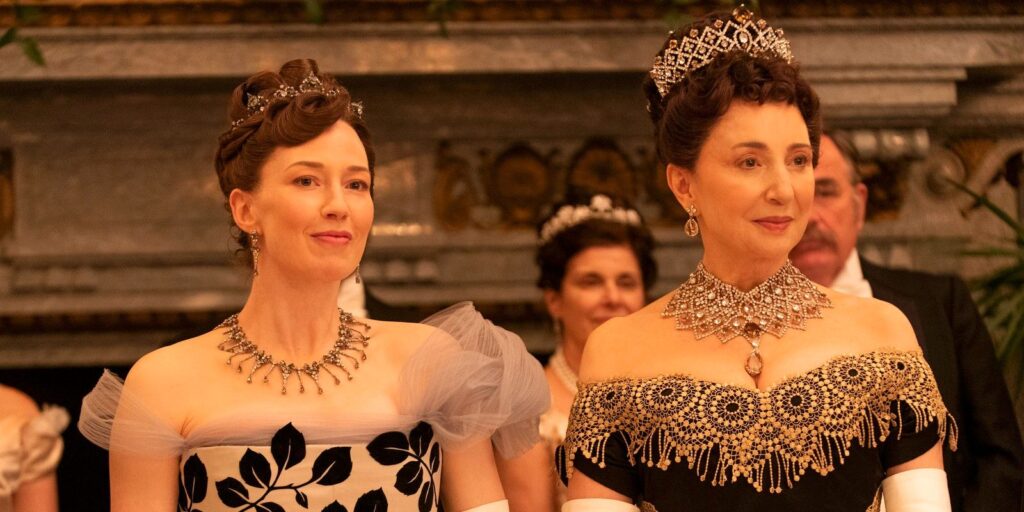 Creador de Gilded Age revela inspiración real para el conflicto entre Bertha y Astor