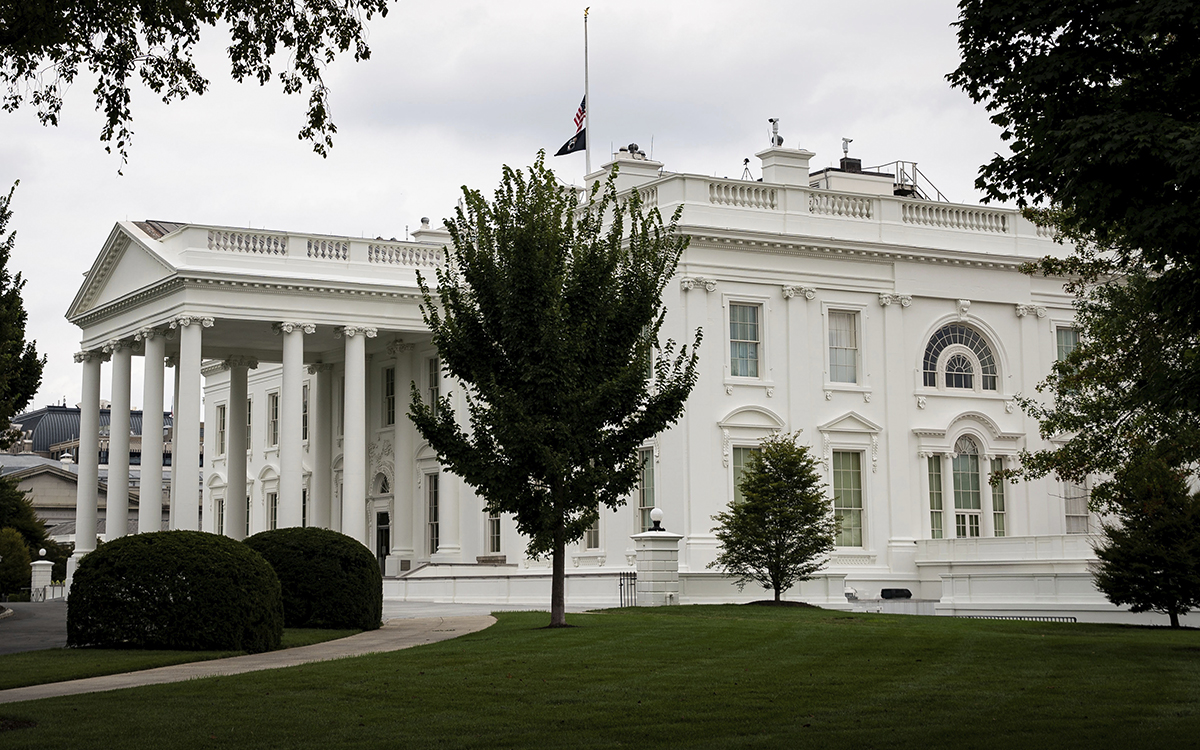 EU extiende sanciones a más oligarcas rusos y sus familias