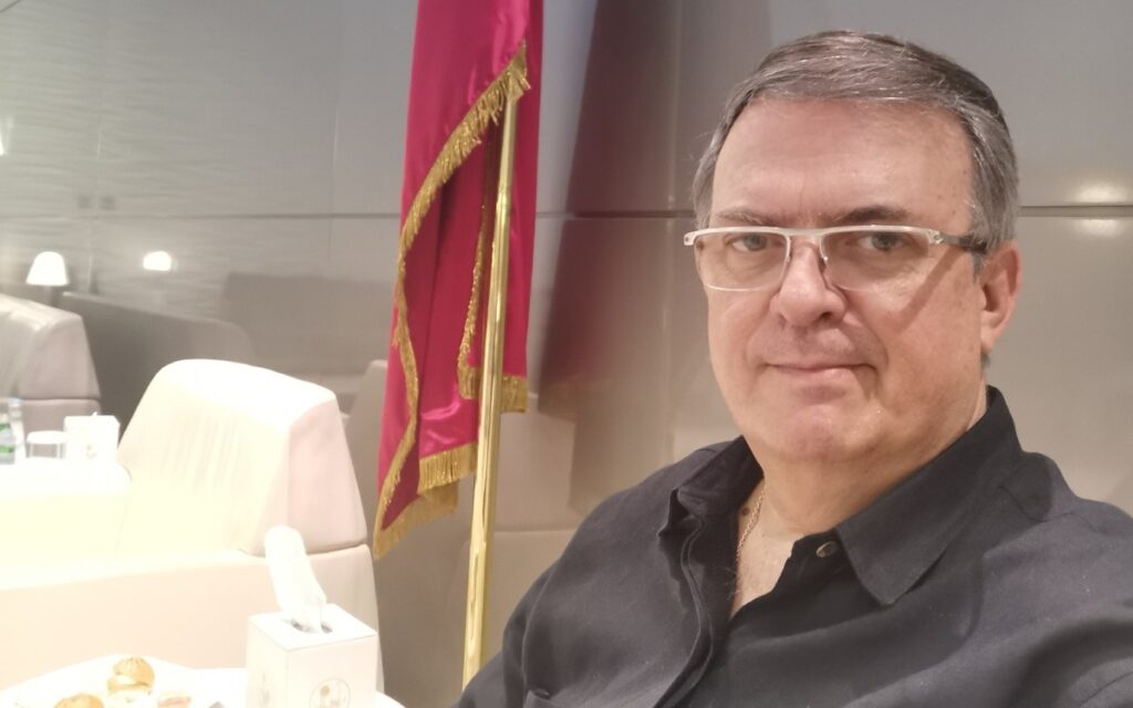 Ebrard condena atentado en Arabia Saudita