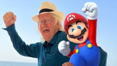 El actor de Mario Charles Martinet celebra el día MAR10 con una pose clásica