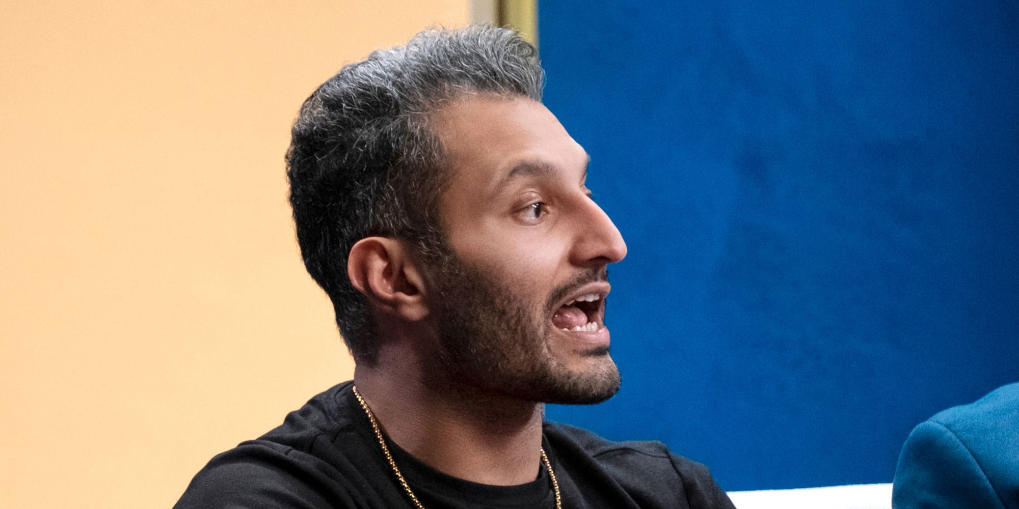 Love Is Blind: Shake tomando un descanso de la carrera de veterinario y mudándose a Miami