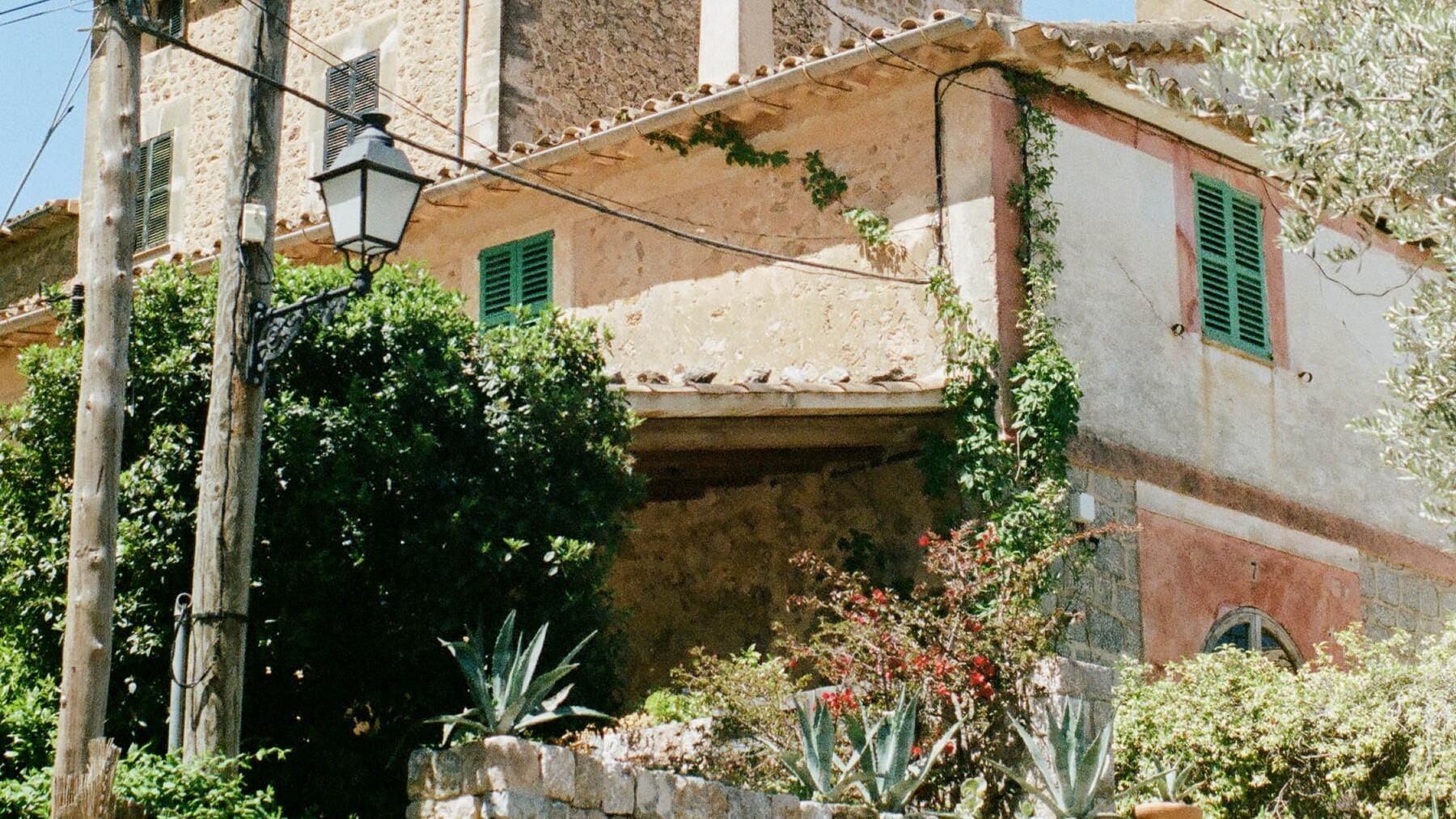 El impresionante pueblo con casas de piedra para perderte un fin de semana