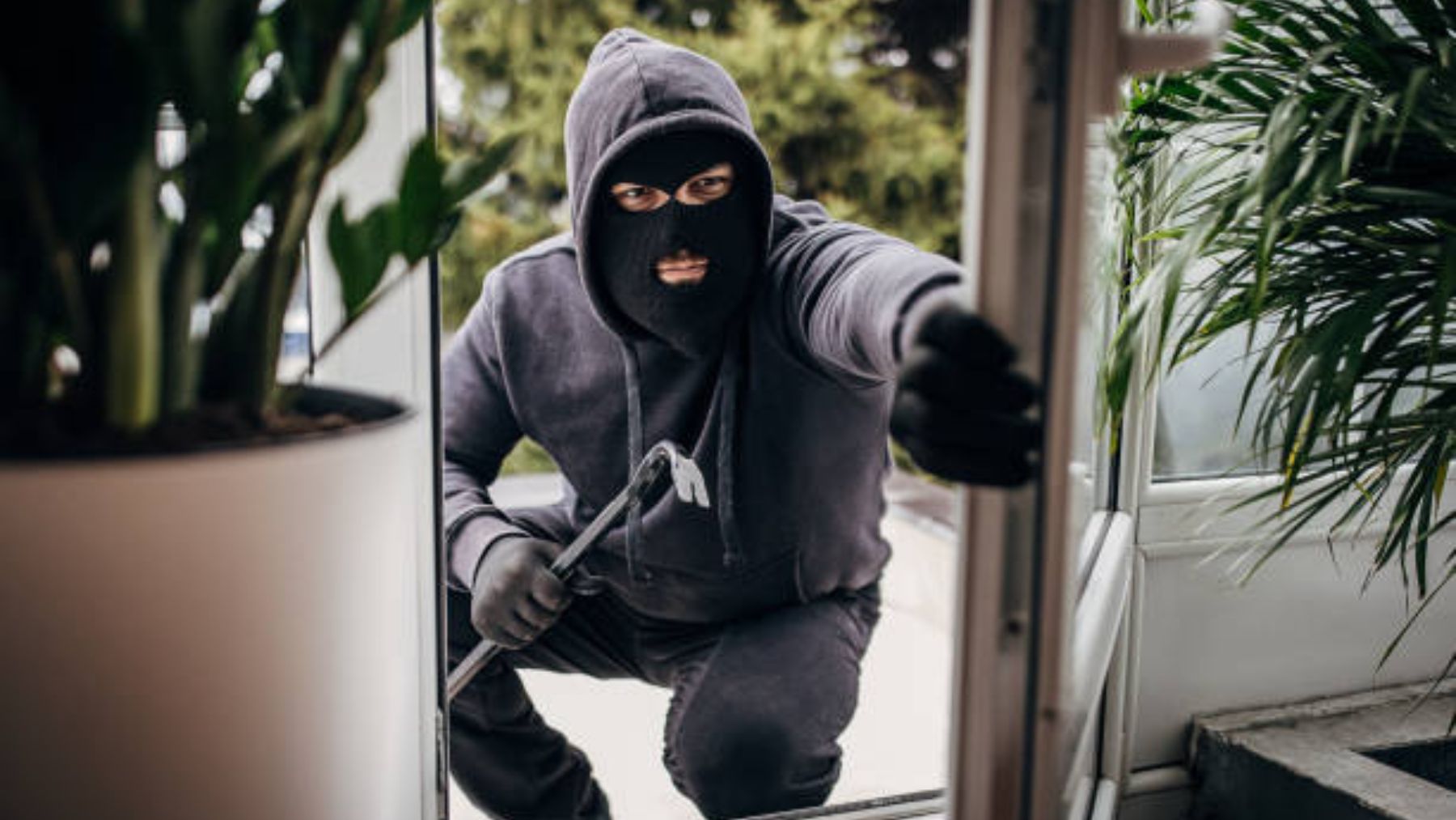 El ingenioso truco para esconder las joyas en casa si nos vamos de vacaciones