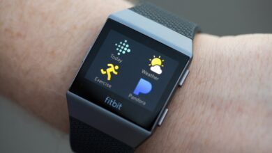 El reloj inteligente Ionic de Fitbit está recibiendo 60 nuevas aplicaciones, incluidas Yelp, Uber y Deezer