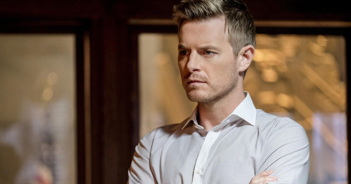 El showrunner de la serie adelanta nuevos detalles del regreso de la temporada 8 de Rick Cosnett