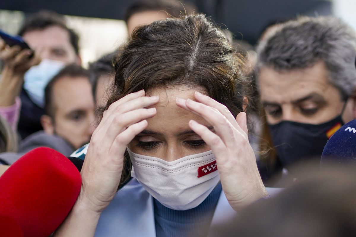 El ‘caso Ayuso’ que hereda Feijóo sigue abierto