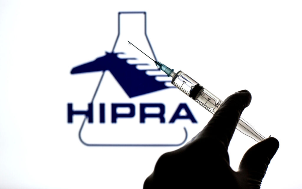 En dos meses podría aprobarse vacuna española contra COVID-19