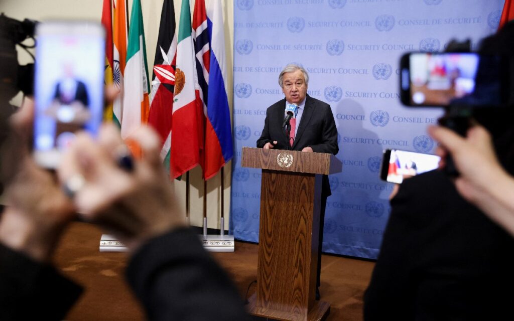 Es hora de poner fin a la 'guerra absurda' de Rusia en Ucrania: Guterres