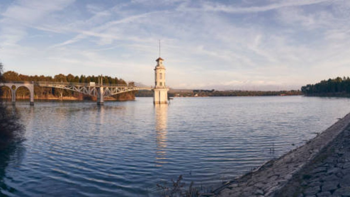 Estos son los mejores pantanos para bañarse en España este verano