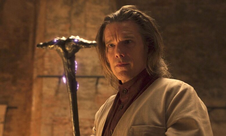 Ethan Hawke estaba tan nervioso el primer día en Moon Knight, dice el director