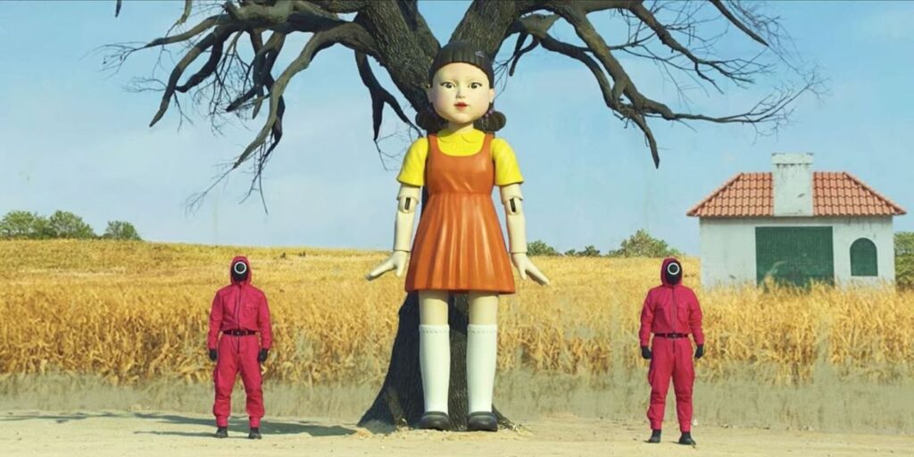 Fans del juego Squid construyen una réplica de robot de luz roja y verde de tamaño real