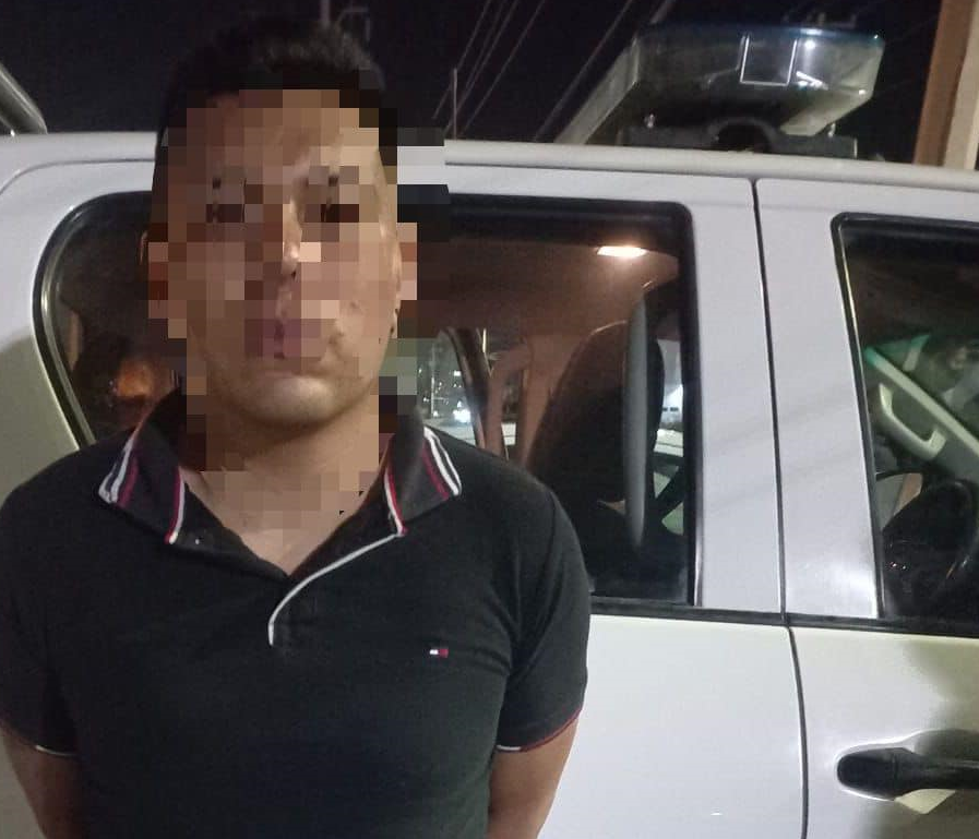 Golpeó salvajemente a su pareja sentimental, fue detenido por la policía, en San Juan del Río