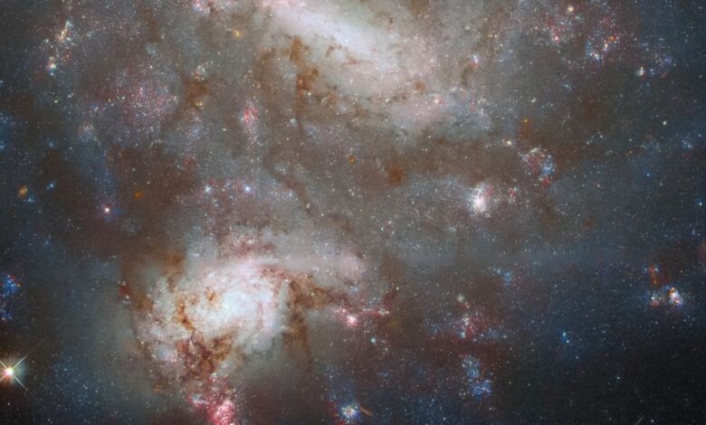 Hay un gran secreto detrás de esta foto del Hubble de dos hermosas galaxias