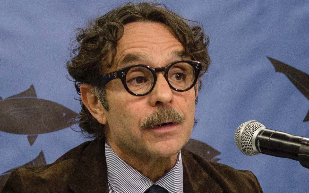 INE ordena a Quadri eliminar tuits transfóbicos; el legislador reincide y advierte que no lo ‘van a callar’