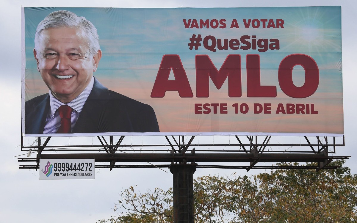 INE ordena retirar propaganda sobre revocación de mandato