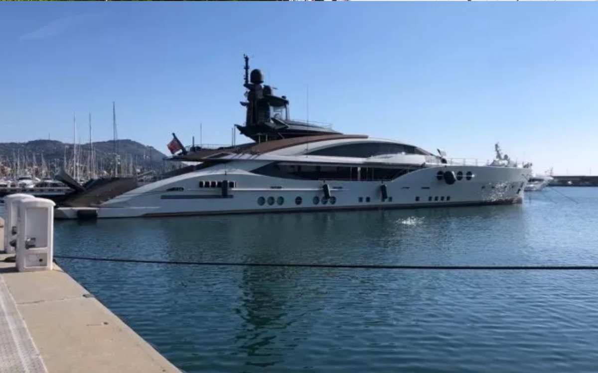 Italia confisca yates de oligarcas rusos