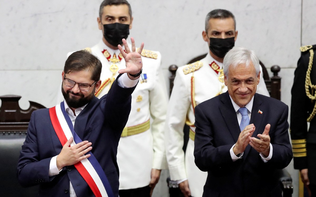 Izquierdista Gabriel Boric asume como presidente en Chile