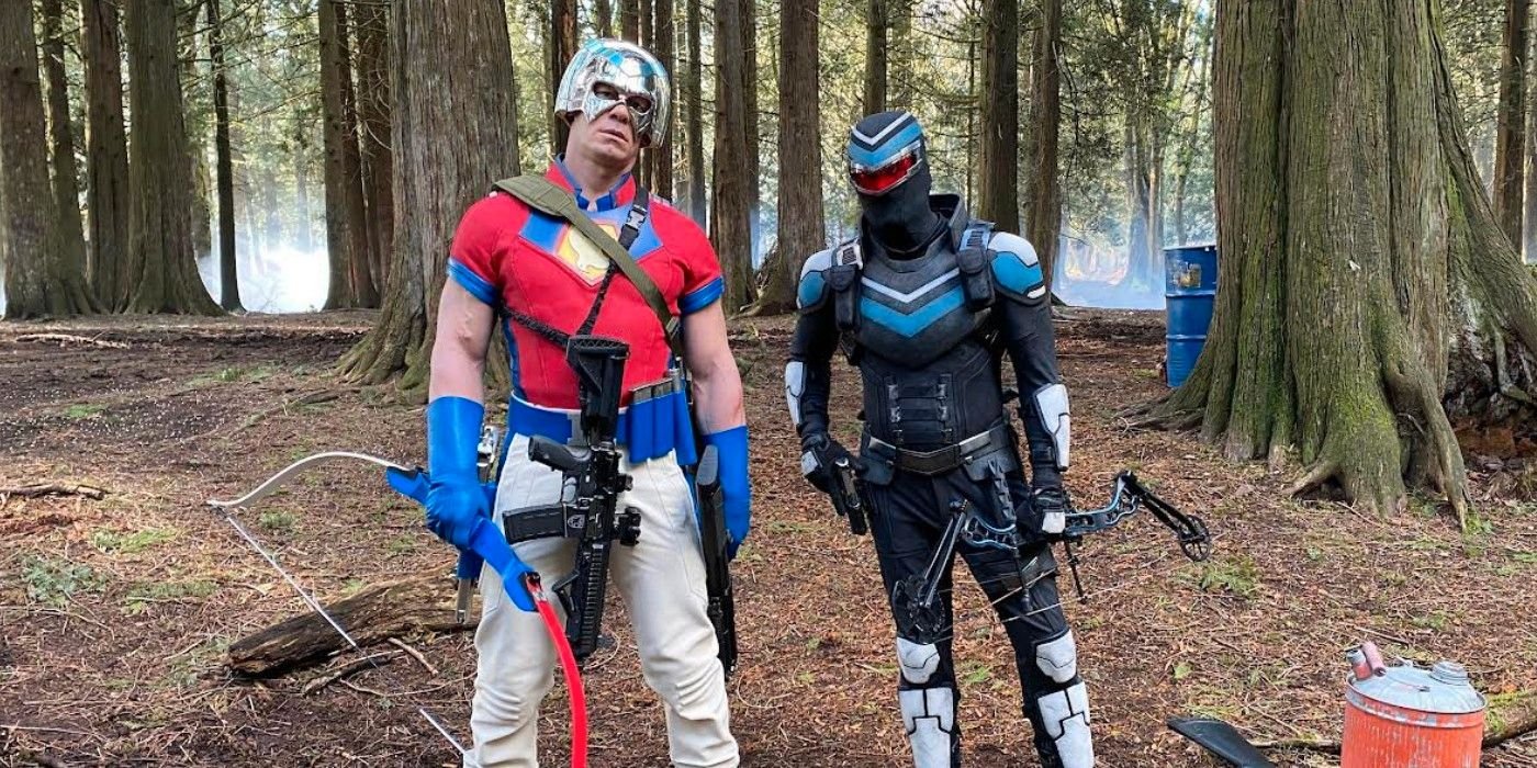 James Gunn comparte nuevas imágenes de Peacemaker Set para celebrar el lanzamiento del programa en el Reino Unido