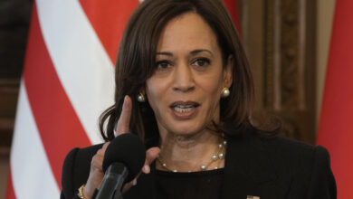 Kamala Harris pide que se investiguen los crímenes de guerra de Rusia
