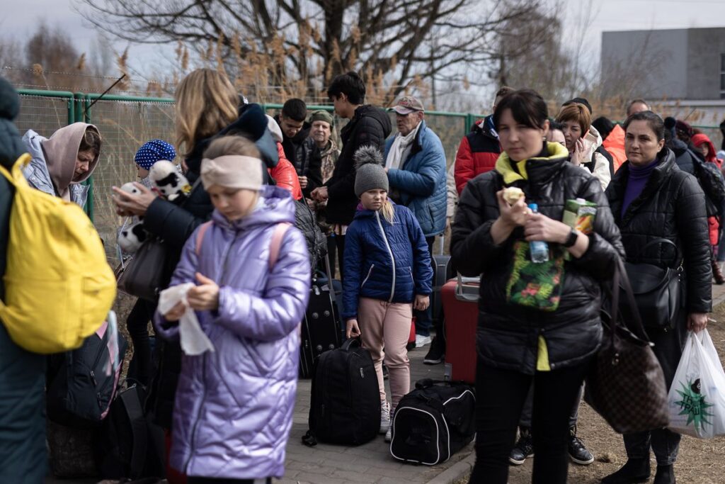 La UE se prepara para una larga crisis de refugiados que podría desplazar hasta 10 millones de personas