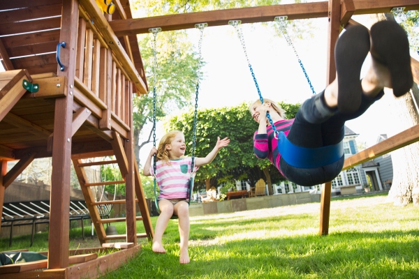 La aplicación Bambino ayuda a los padres a encontrar niñeras recomendadas por sus vecinos