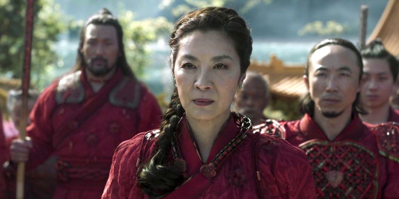 La estrella de Shang-Chi, Michelle Yeoh, revela la película que inspiró su carrera