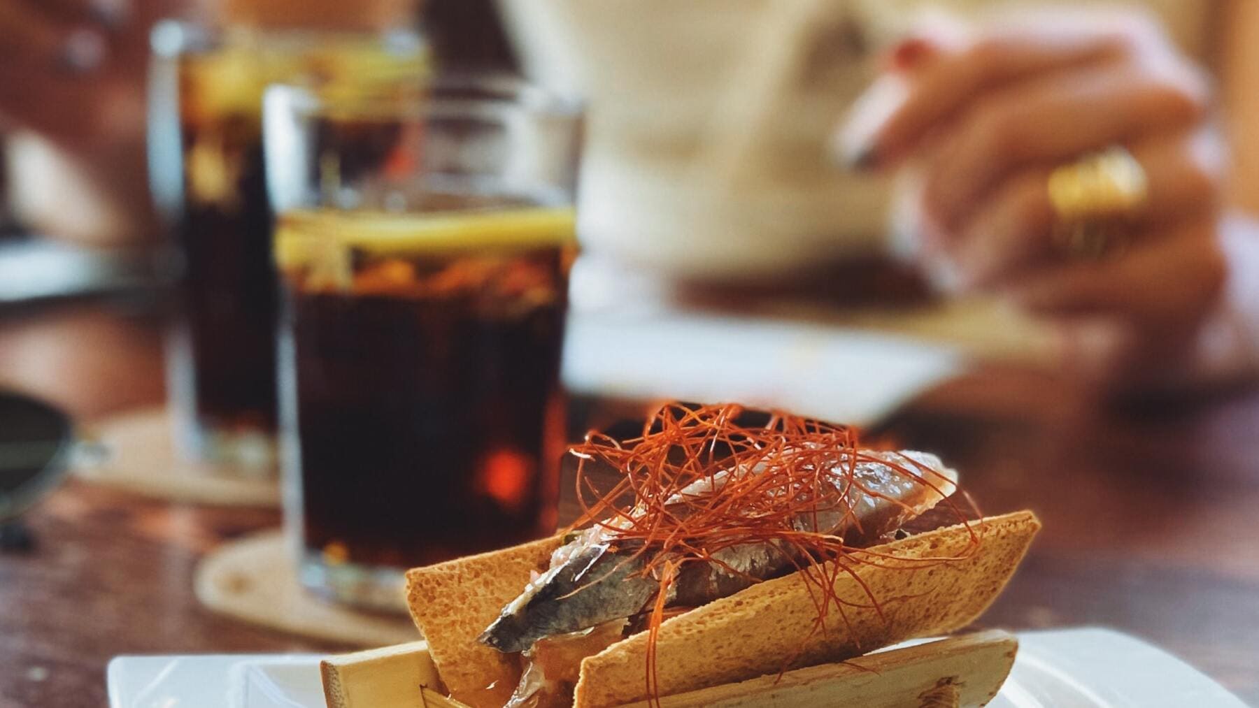 La hora del vermut, ¿de dónde surge esta costumbre en España?