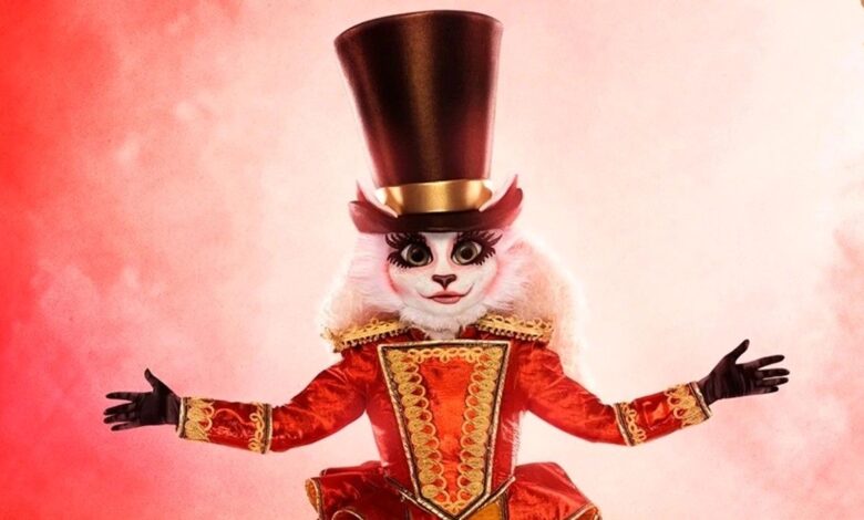La promoción de la temporada 7 del cantante enmascarado revela el primer vistazo a la voz del maestro de ceremonias