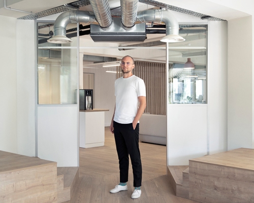 La startup de seguros de salud Alan te permite chatear con un médico