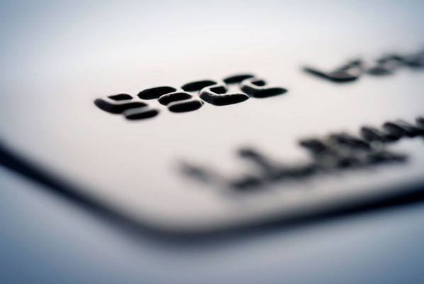 La startup de tarjetas corporativas Ramp lanza un software de gestión de gastos