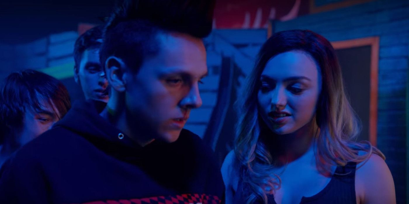 Las estrellas de Cobra Kai se sinceran sobre cómo es tener citas mientras trabajan juntas