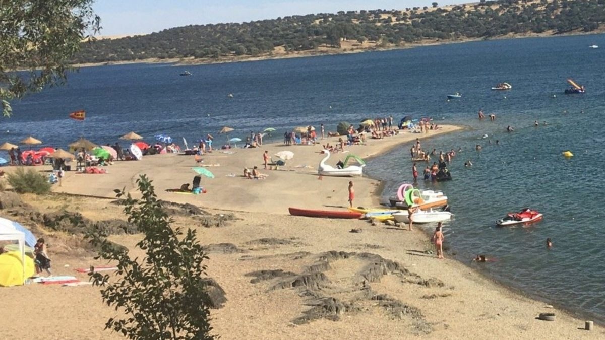 Las mejores playas de interior de España para darse un baño