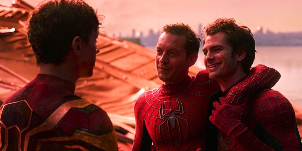 Las películas de Marvel se están volviendo muy parecidas a Doctor Who, dice Steven Moffat