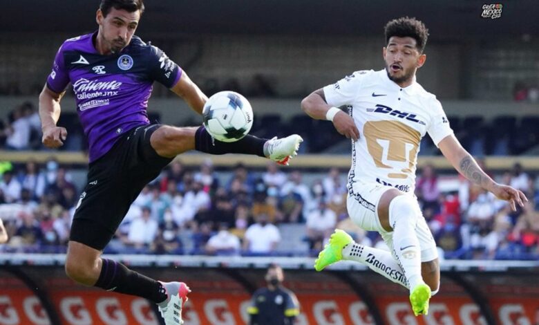 Liga MX: Escarban Cañoneros en el bache de Pumas | Video
