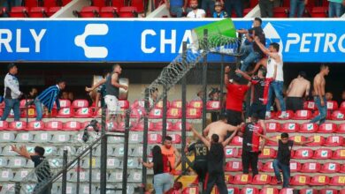 Ligan con huachicol a líder de la porra de Gallos: Reforma