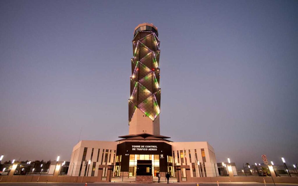 Llega el AIFA con nuevas redes y ‘homenaje’ de Epigmenio Ibarra en la tv pública