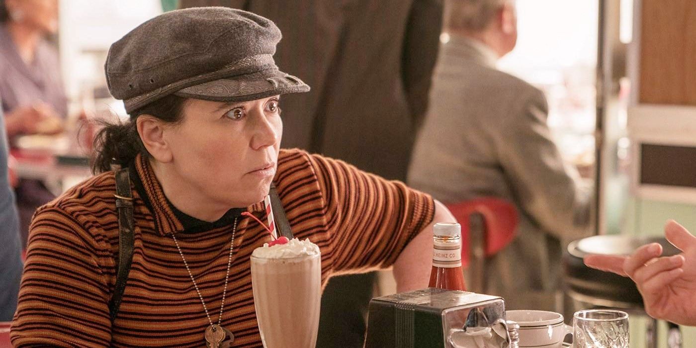 Los creadores de Marvelous Mrs. Maisel abordan las reacciones del bar lésbico de Susie