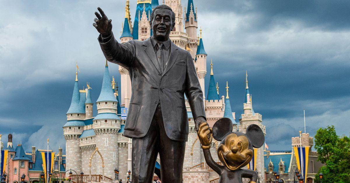 Los fuegos artificiales de Disney World provocan un incendio en el popular Magic Kingdom Ride