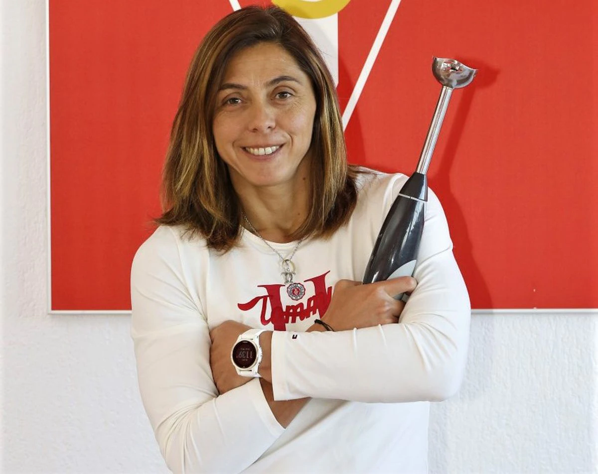 “Los futbolistas son como Ferraris y nosotros les ponemos la gasolina adecuada”