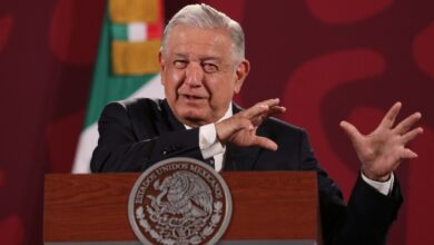 México mantiene plan de envasar vacuna rusa Sputnik V contra Covid-19: AMLO | Video